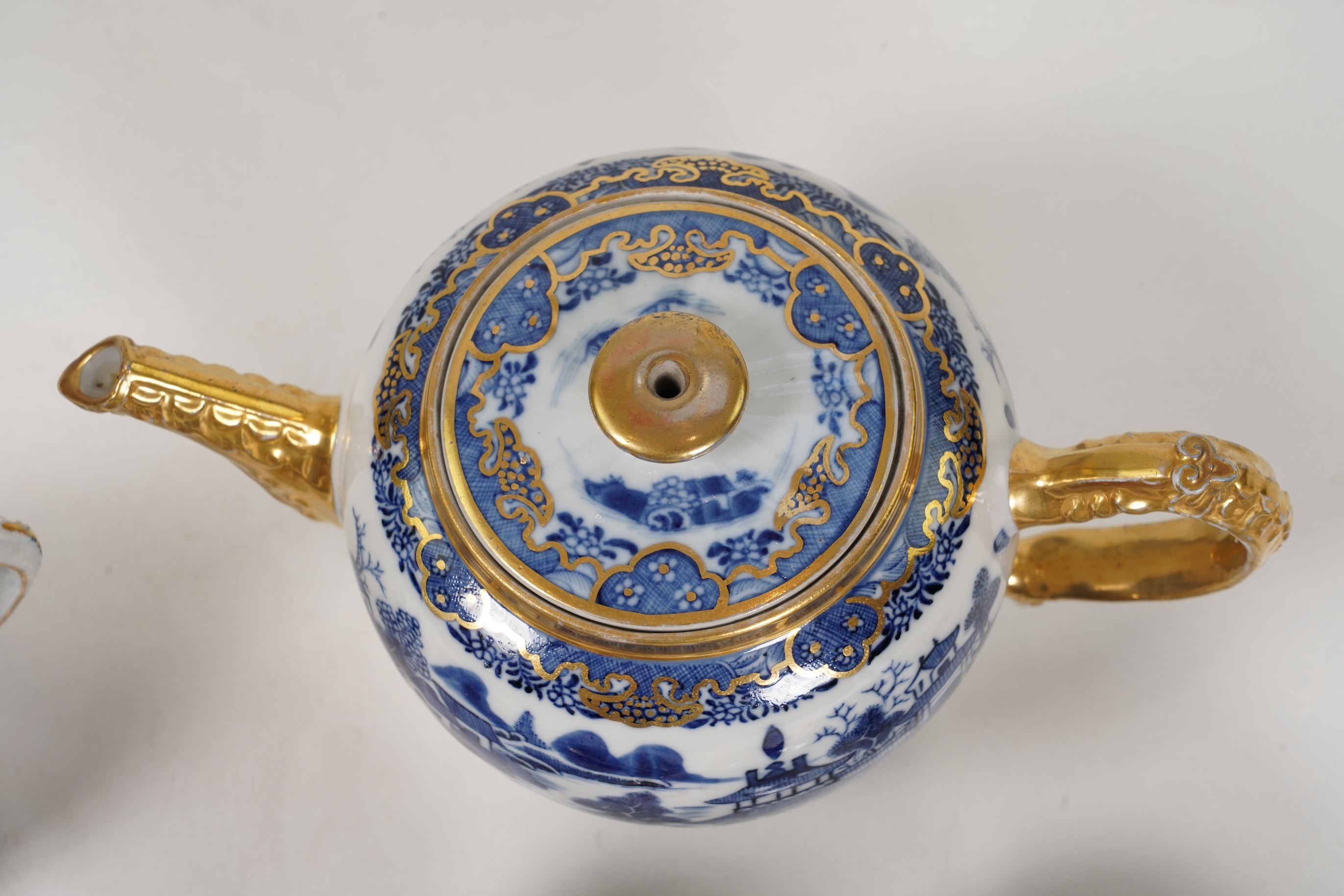 A group of Chinese gilt-decorated blue and white tea wares, Qianlong period